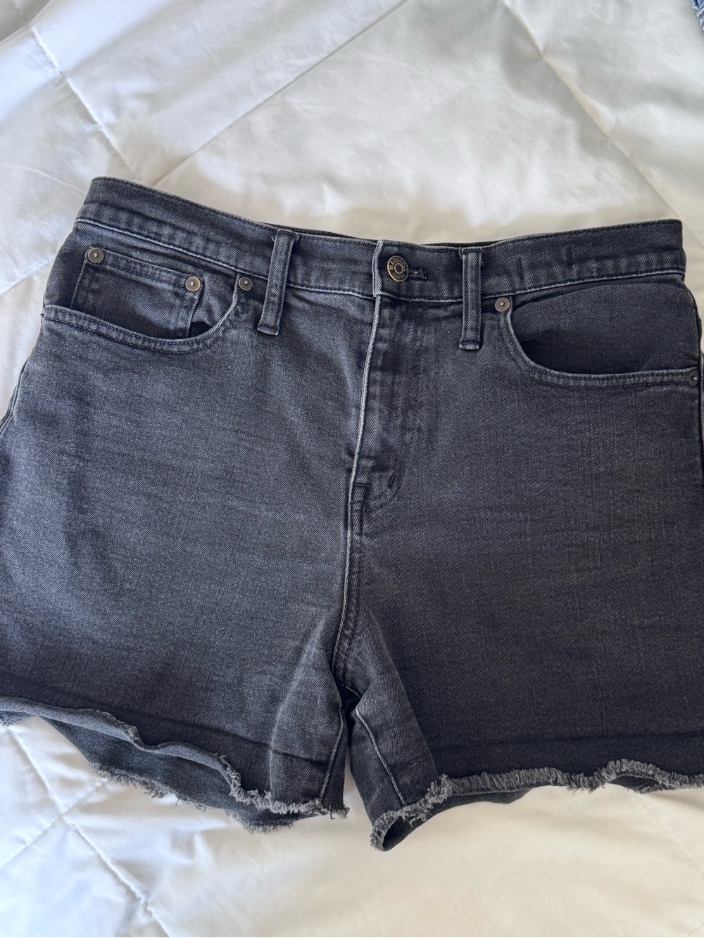 Madewell High-Rise Black Denim Shorts Raw Hem Size 28